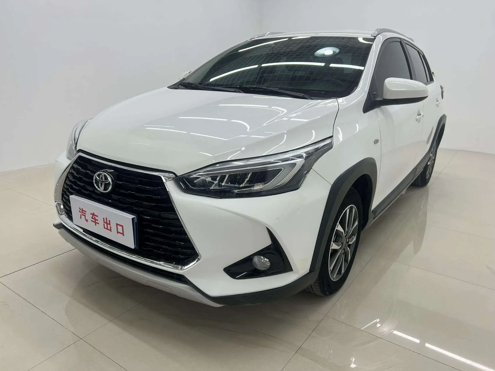 Toyota Yaris L