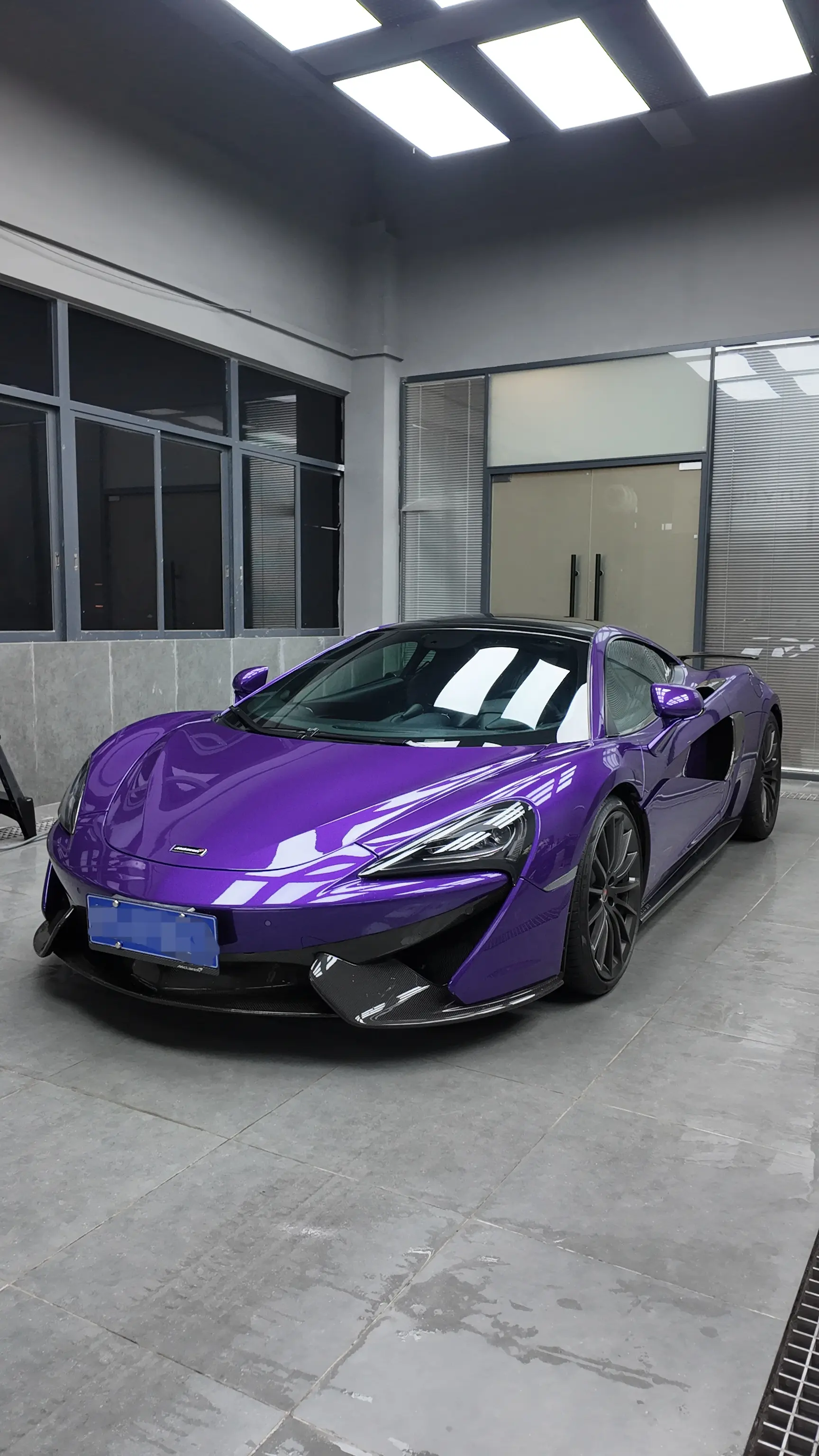 McLaren 570S