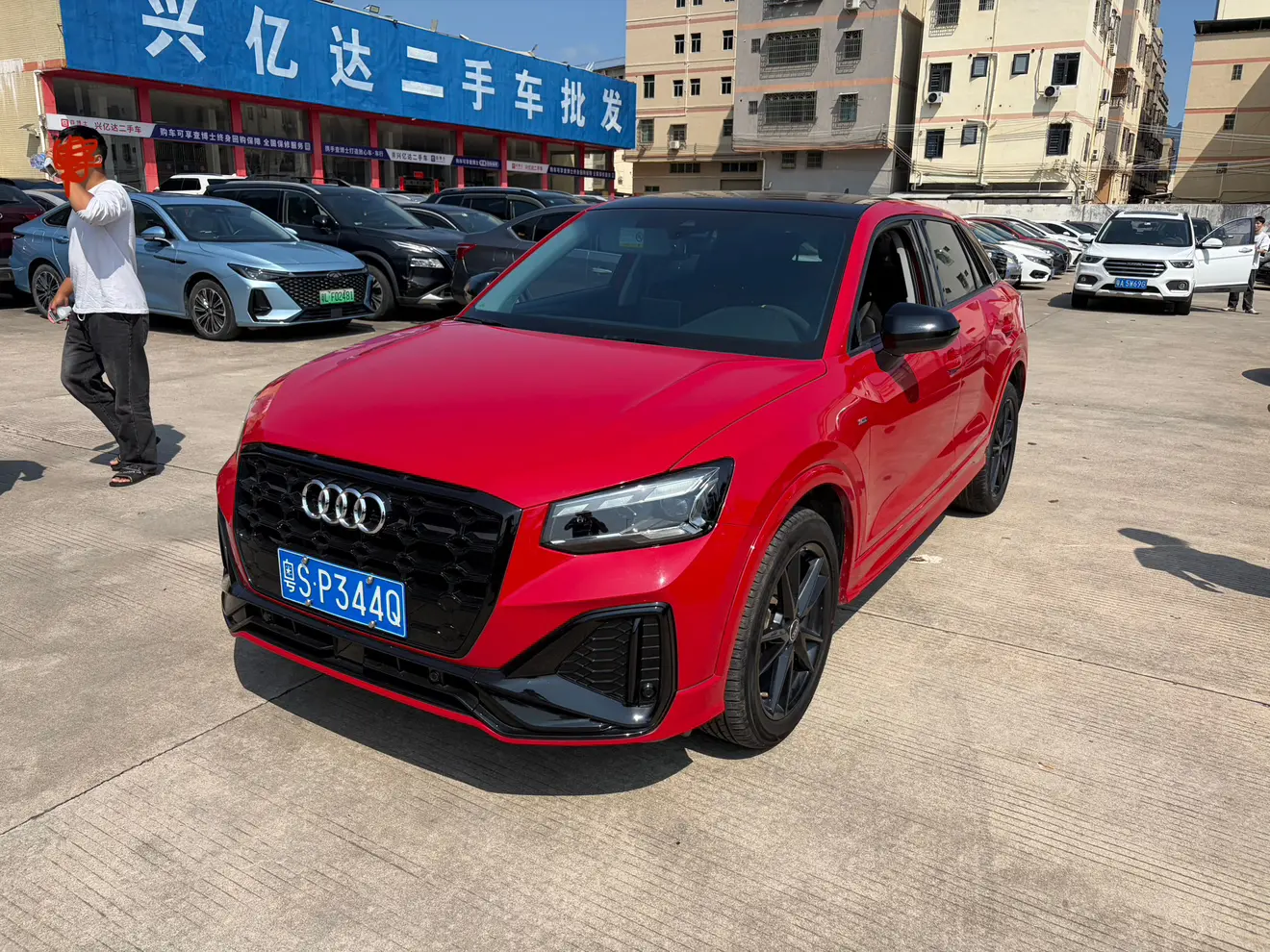 Audi Q2L