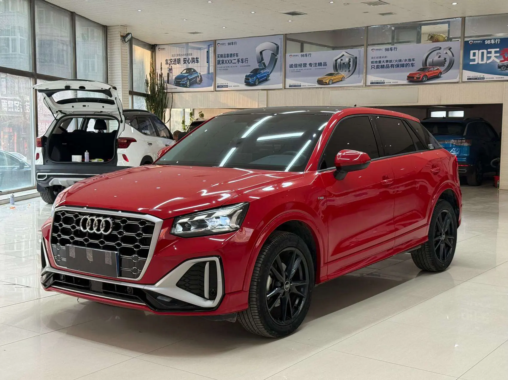 Audi Q2L