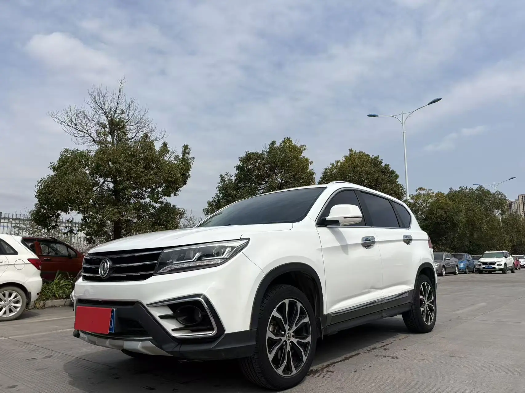 Forthing Jingyi X5