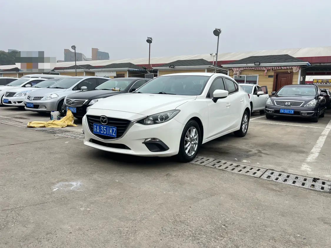 Mazda Axela