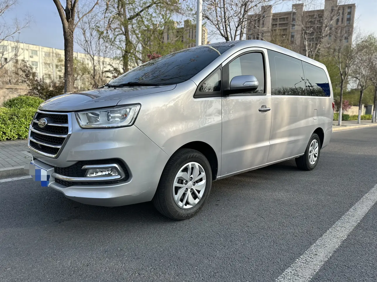 JAC Ruifeng M4