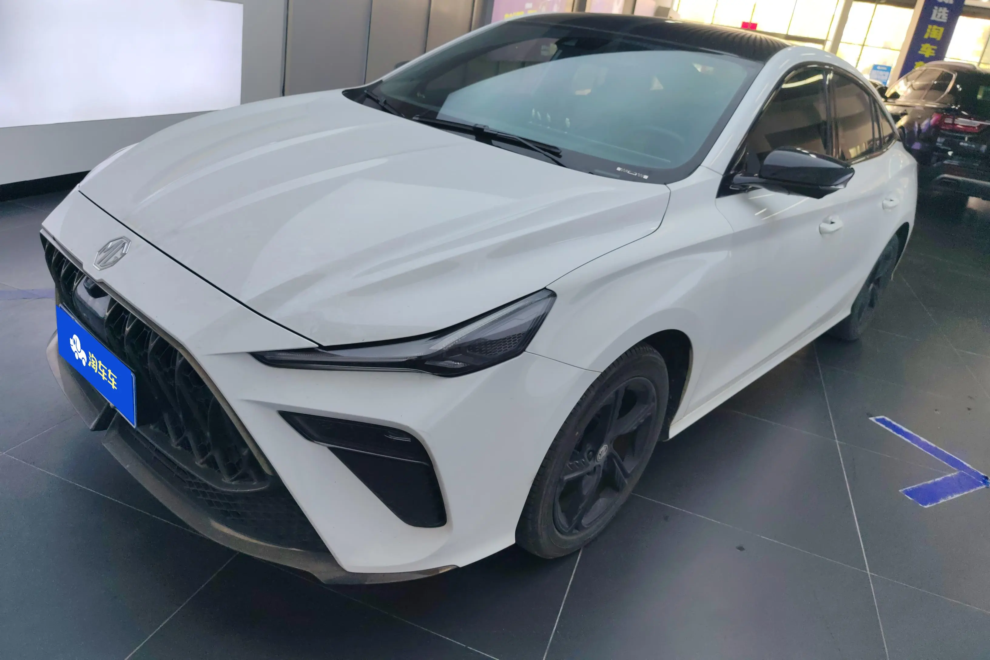 MG 5 Scorpio