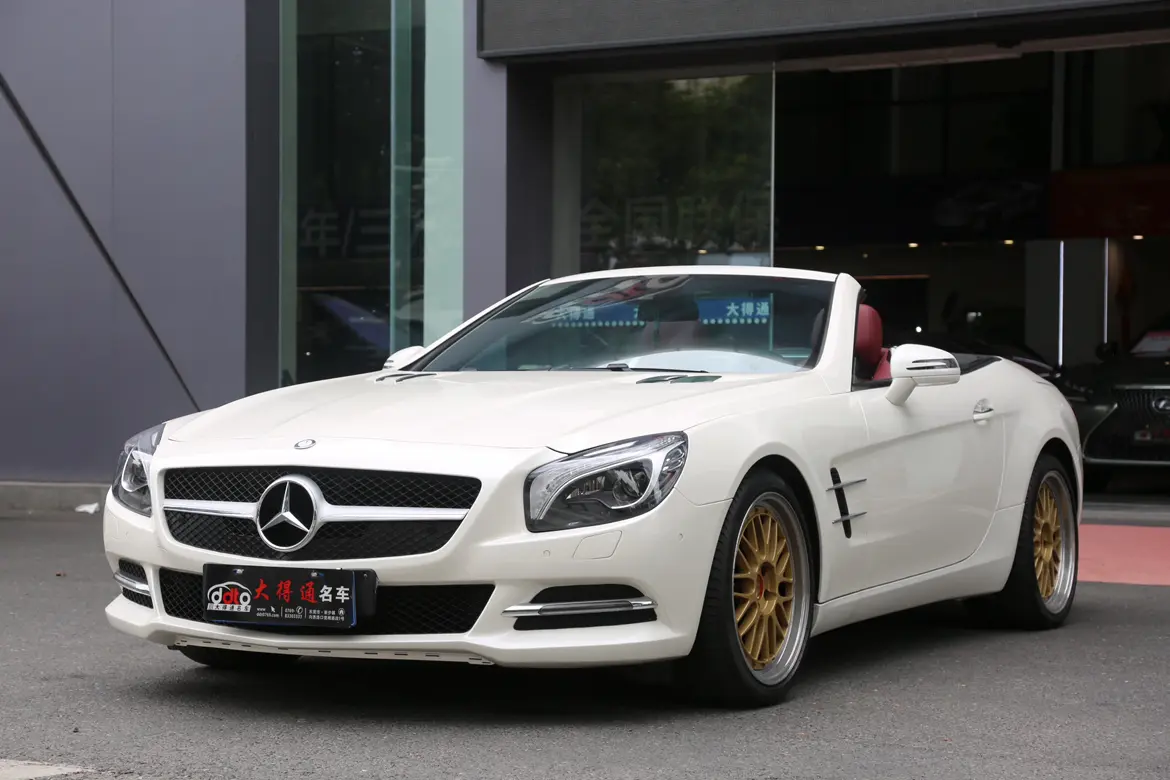Mercedes-Benz SL Class