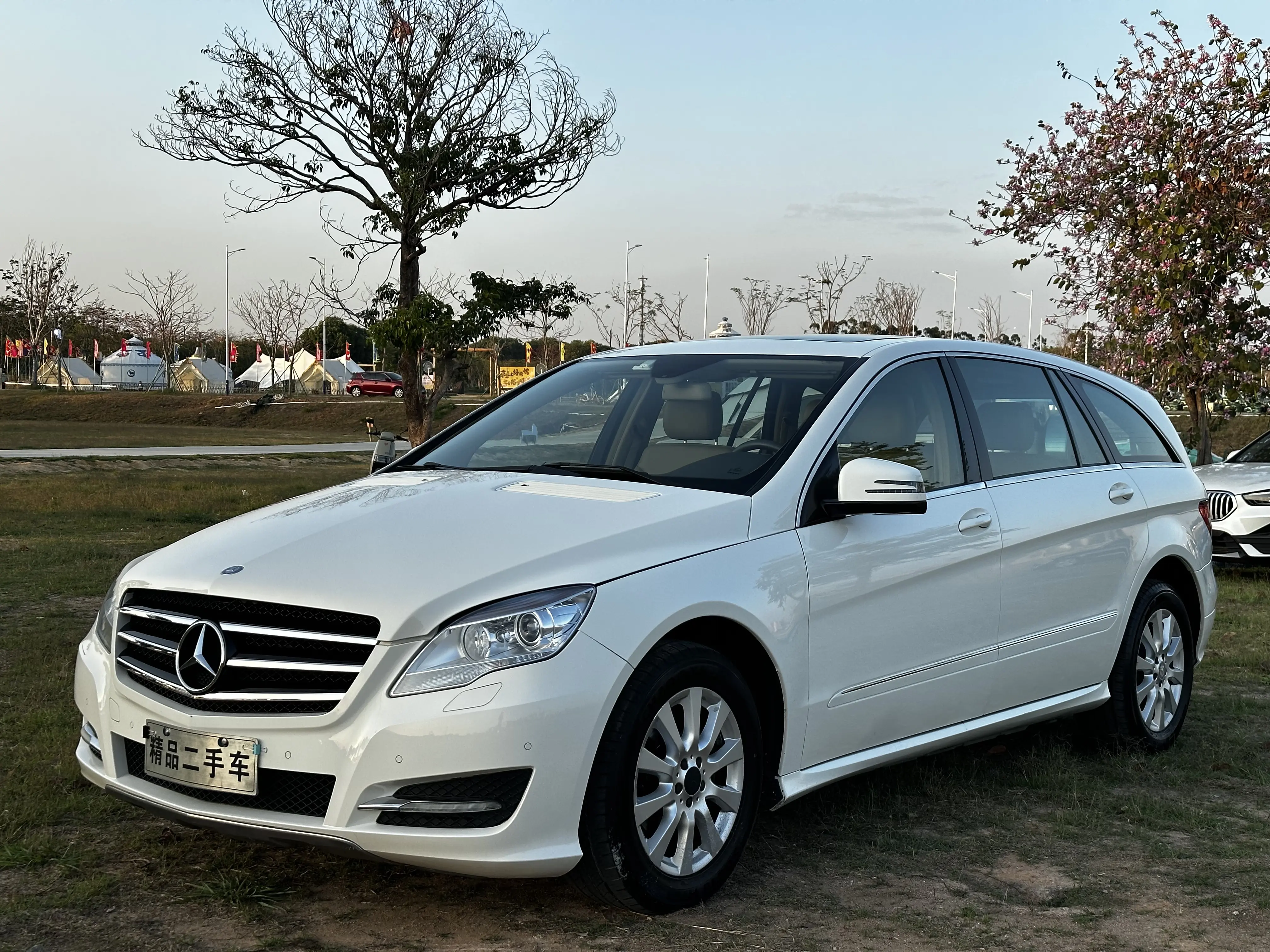 Mercedes-Benz R-Class