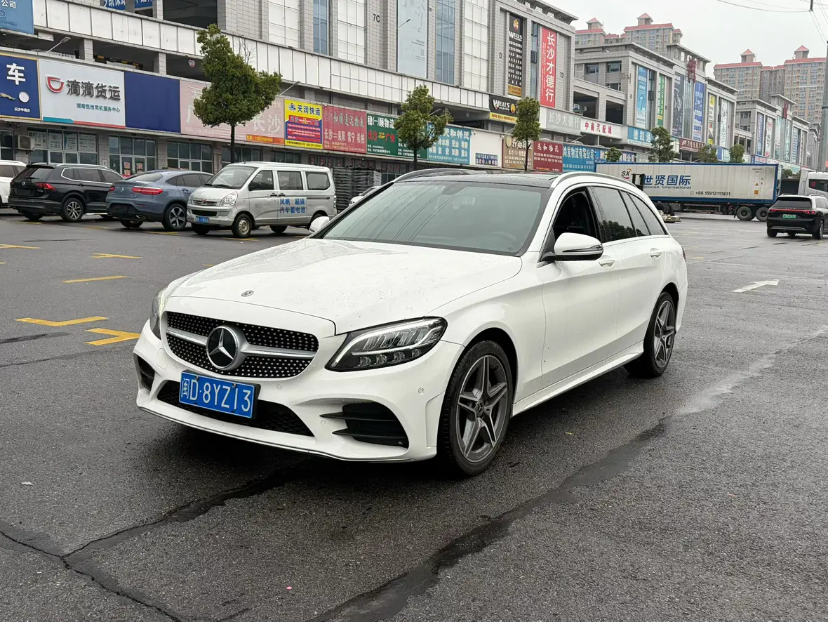 Mercedes-Benz C-Class
