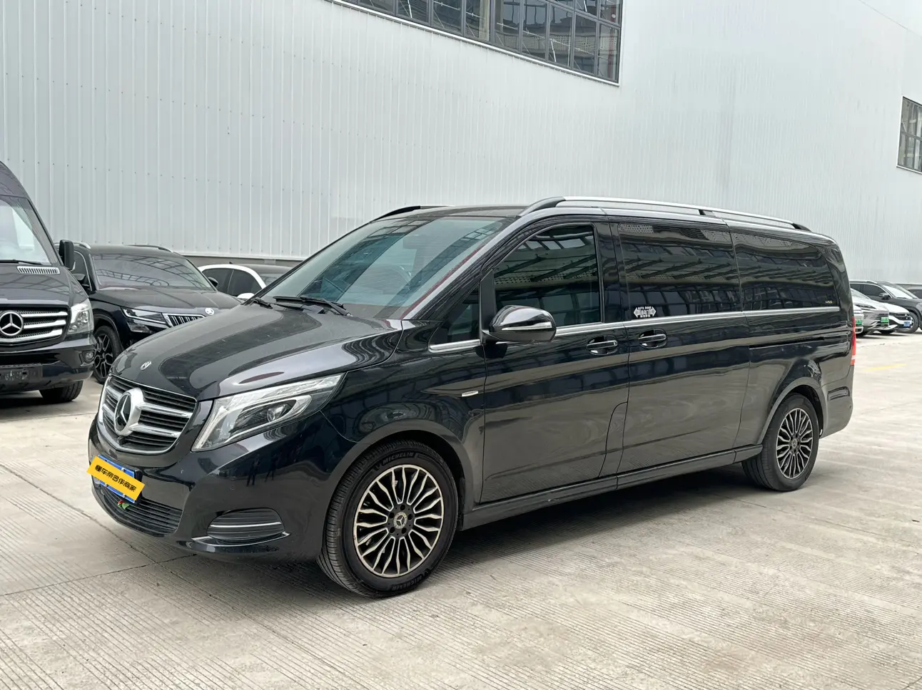 Mercedes-Benz Mercedes Benz V Class