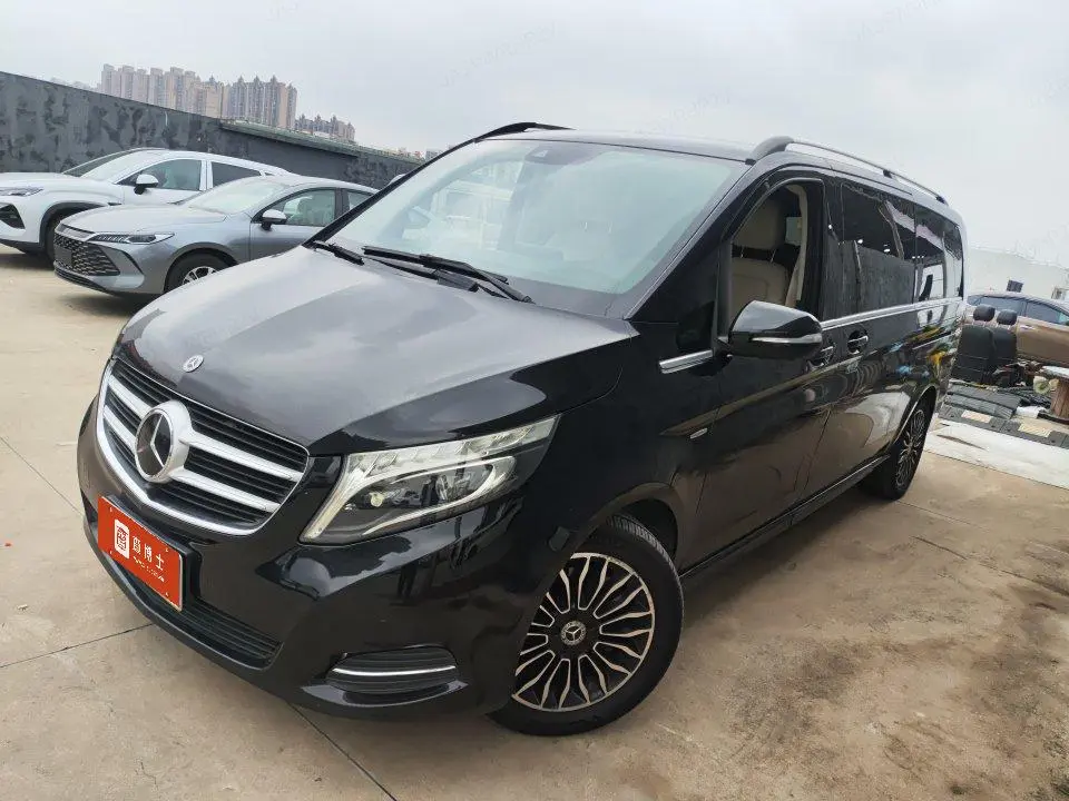 Mercedes-Benz Mercedes Benz V Class