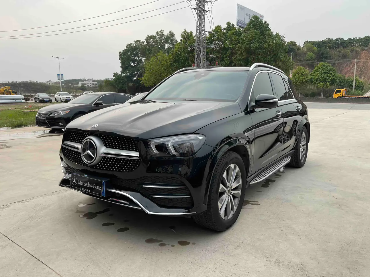 Mercedes-Benz GLE (Imported)