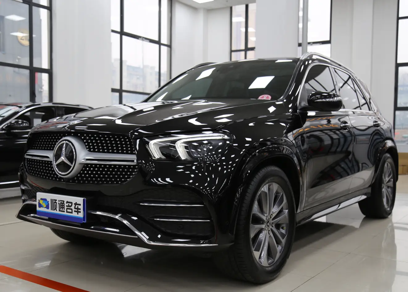 Mercedes-Benz GLE (Imported)