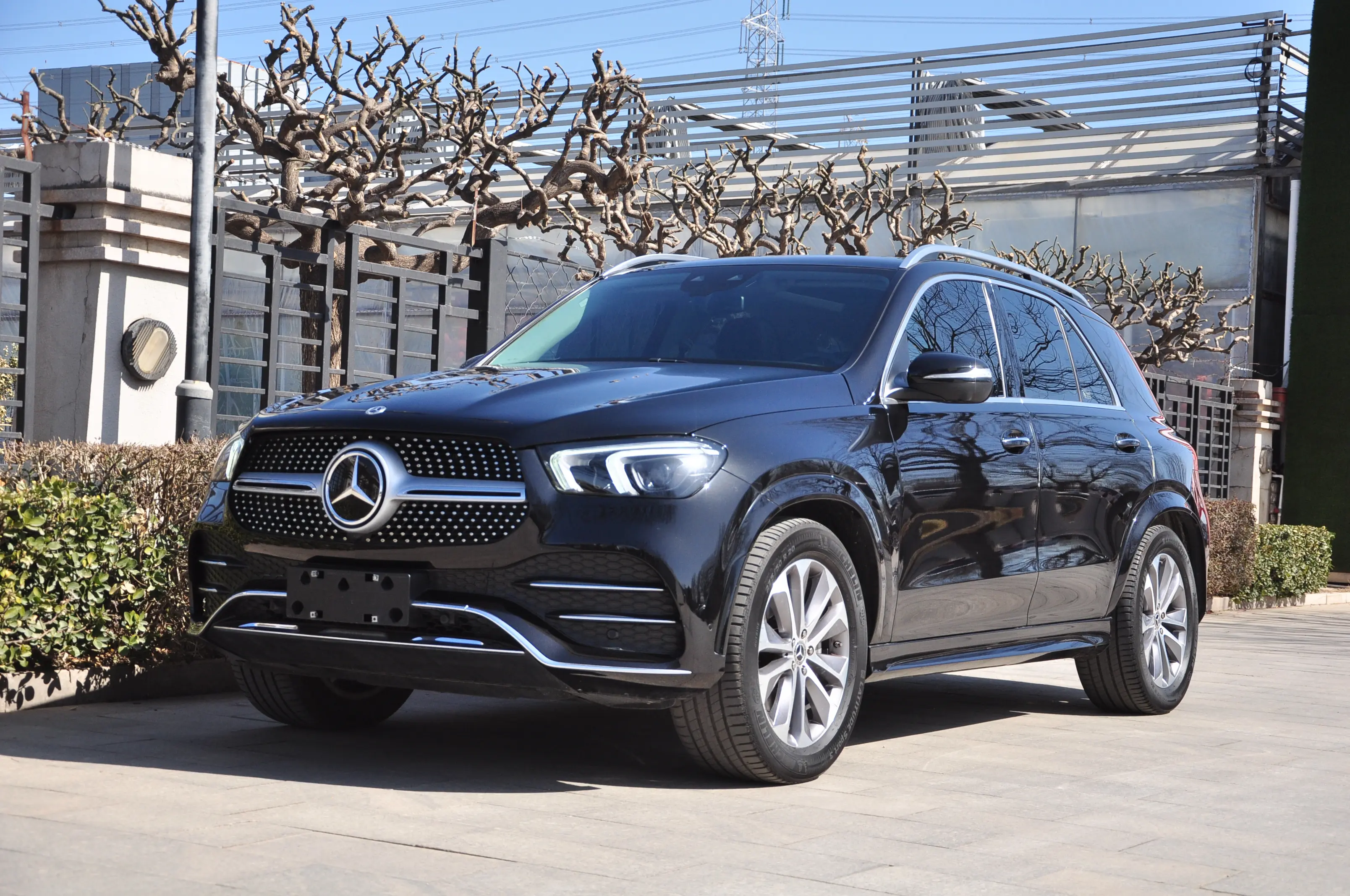 Mercedes-Benz GLE (Imported)