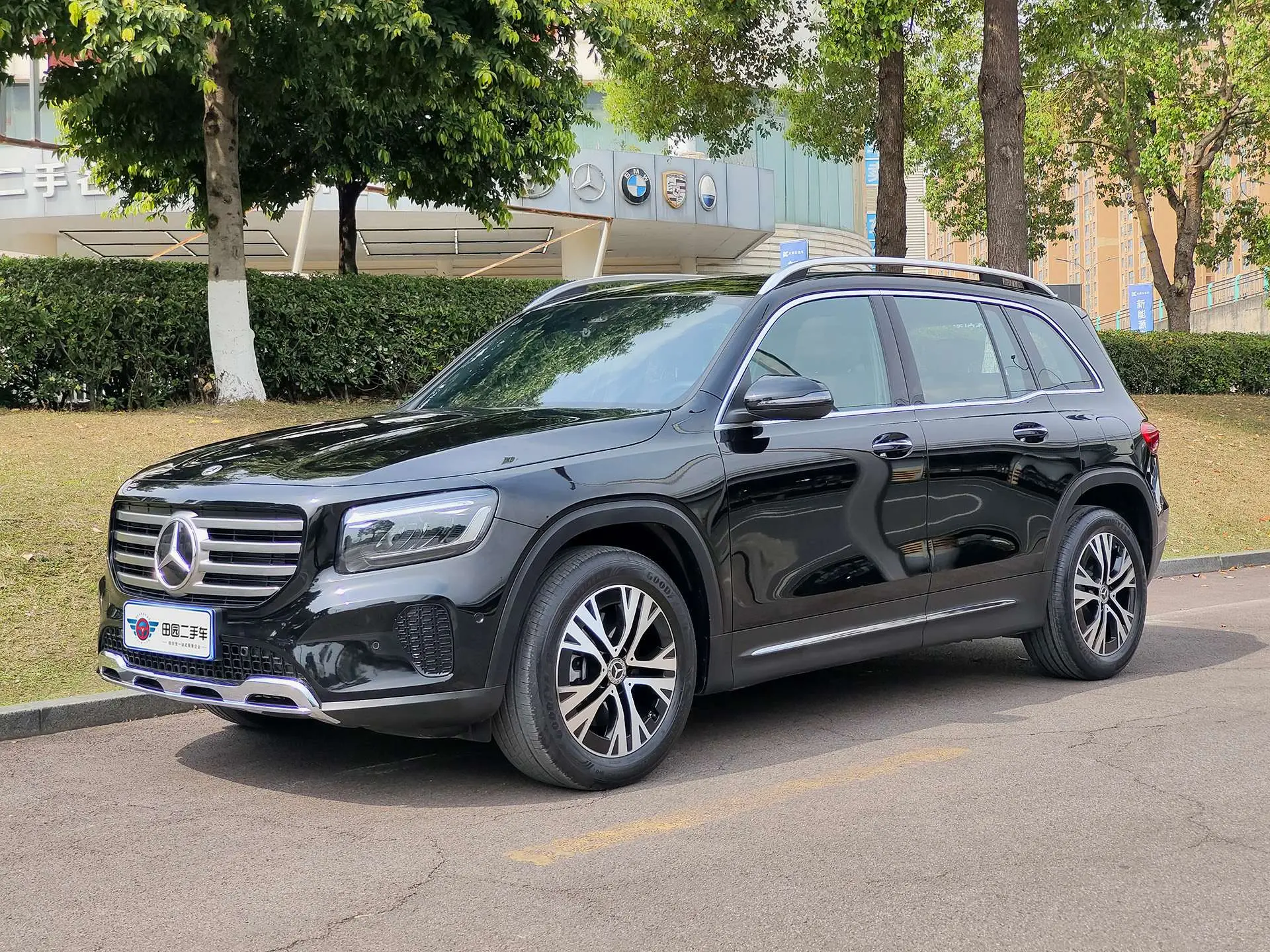 Mercedes-Benz GLB