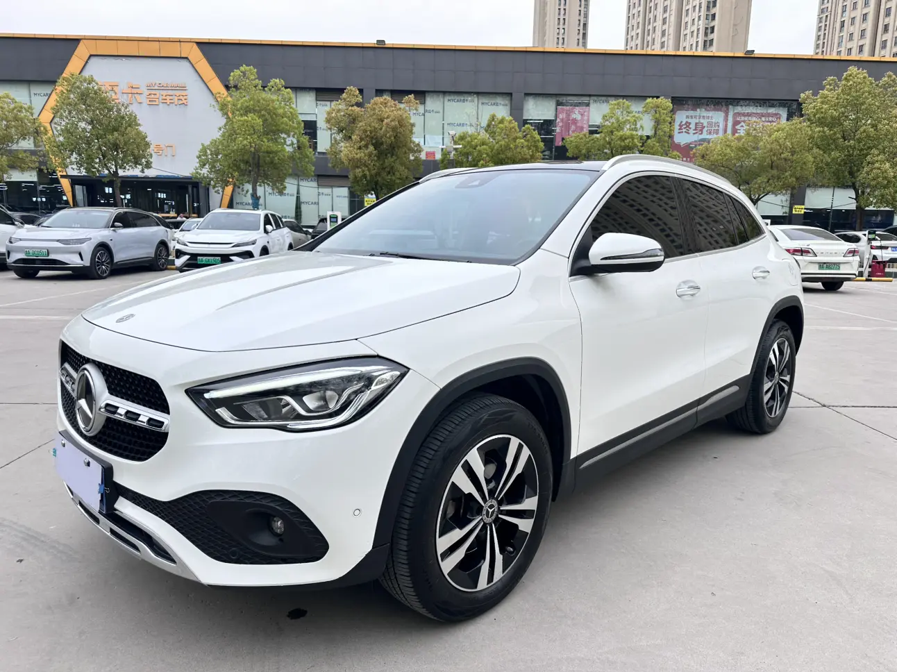 Mercedes-Benz GLA