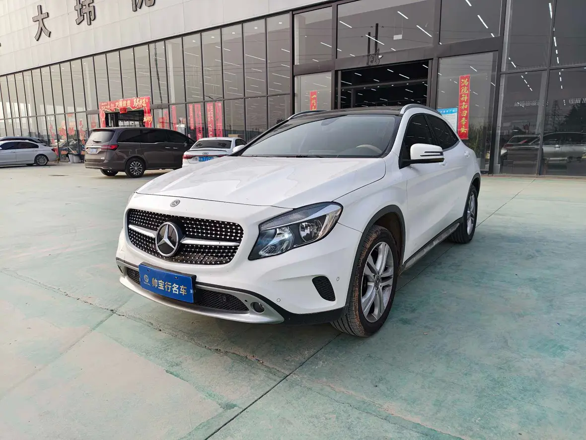 Mercedes-Benz GLA