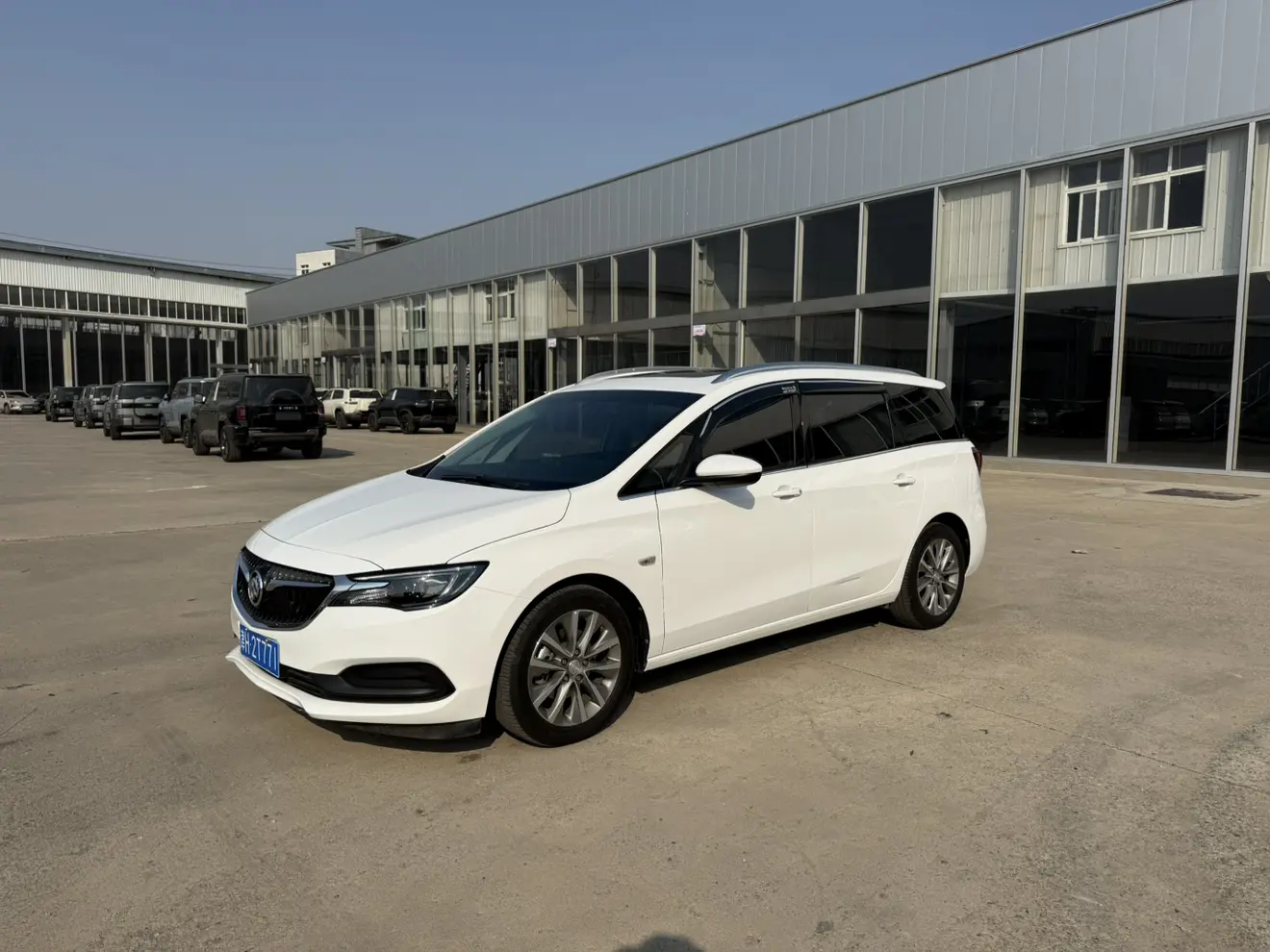 Buick GL6