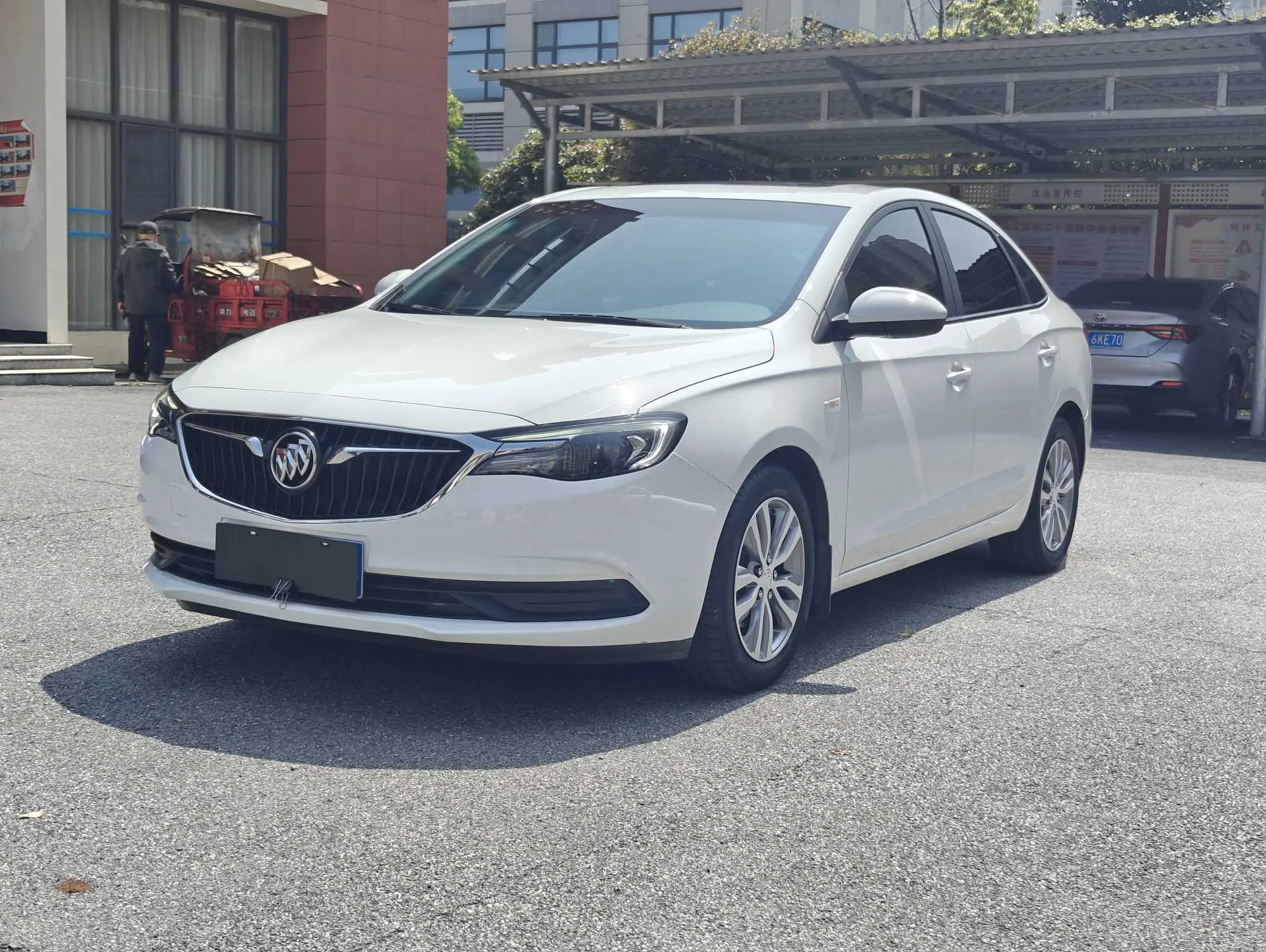 Buick Yinglang