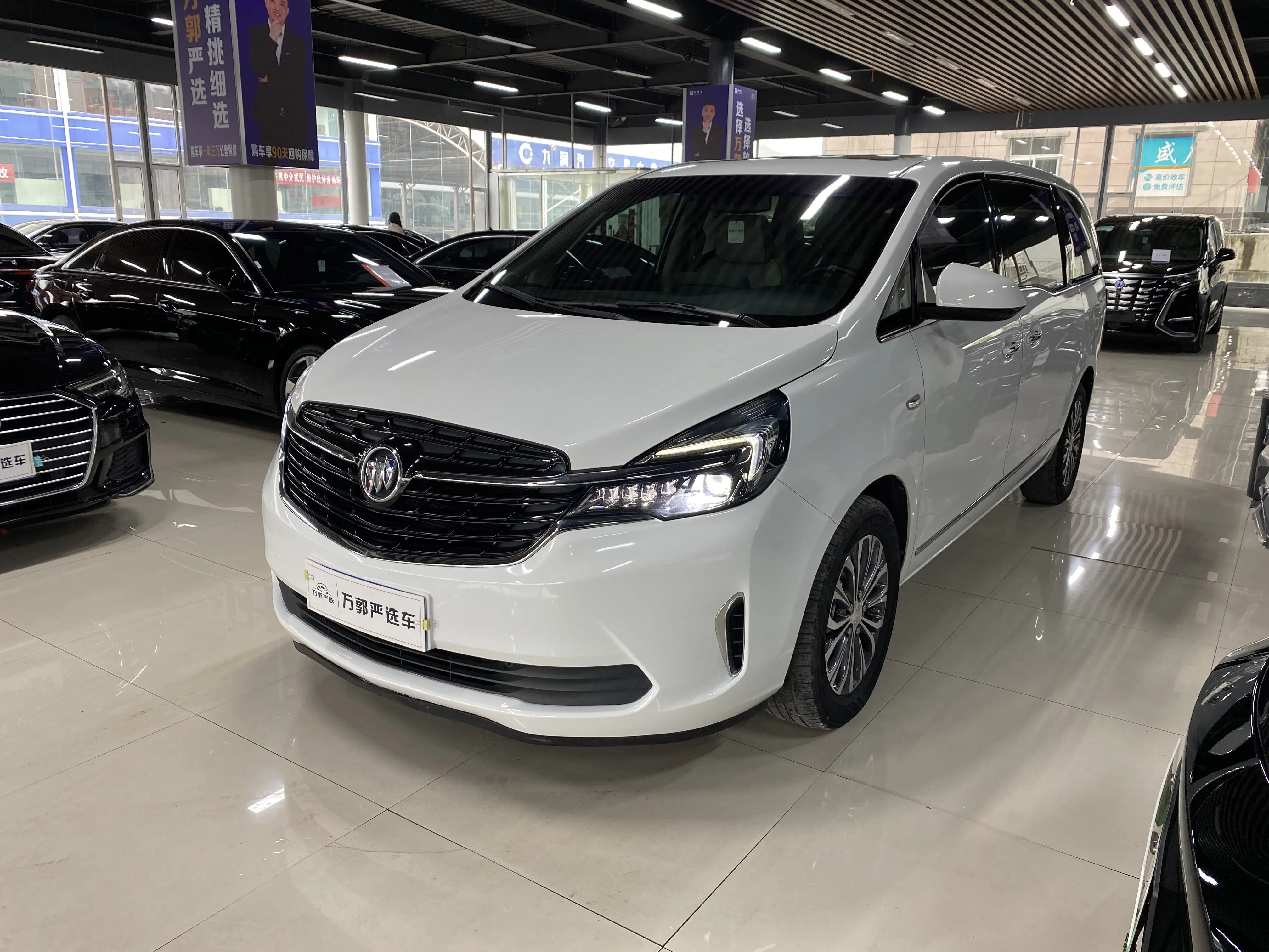 Buick GL8