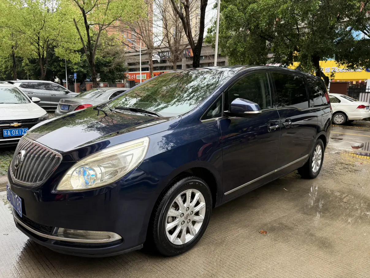 Buick GL8