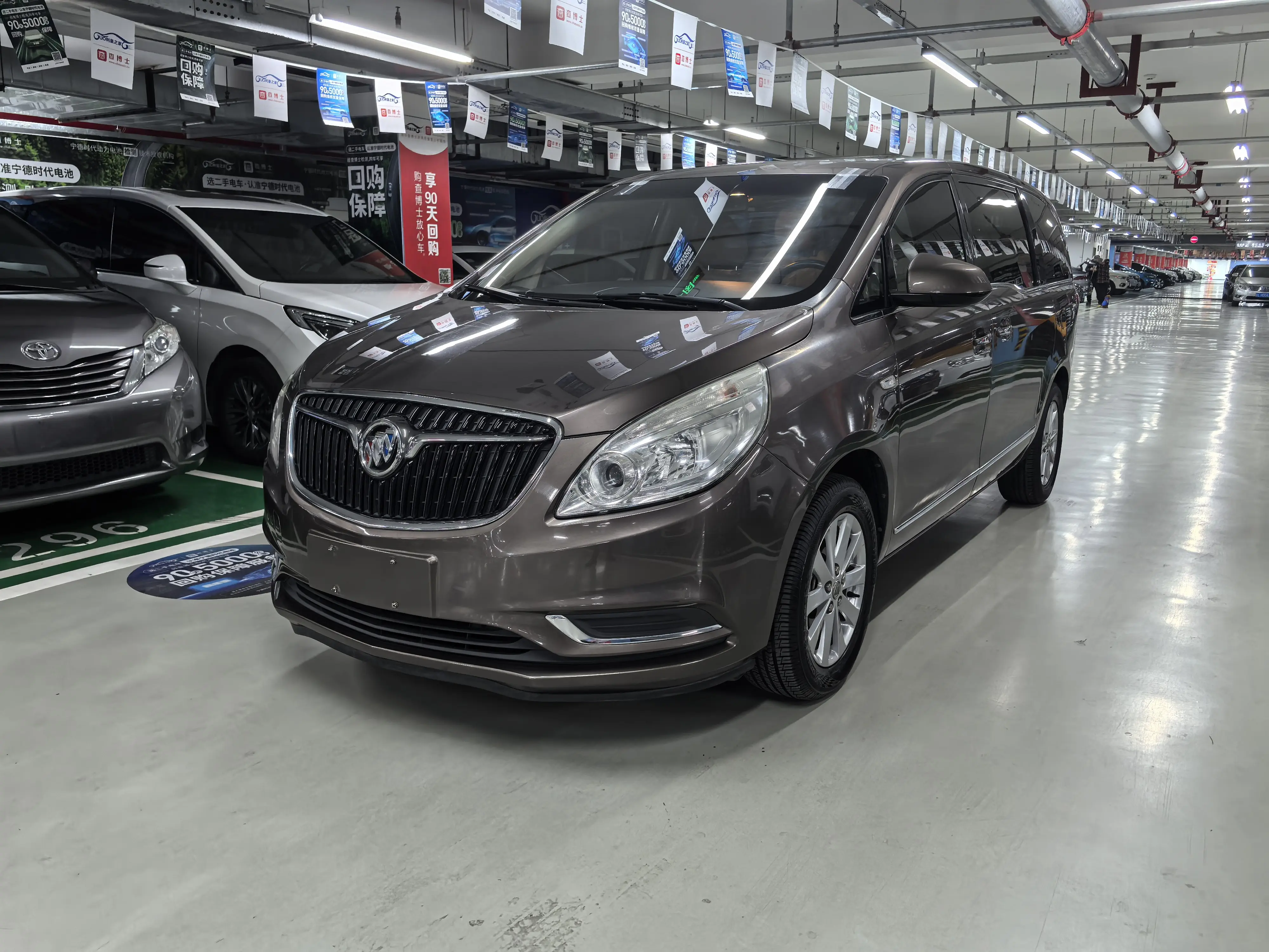 Buick GL8
