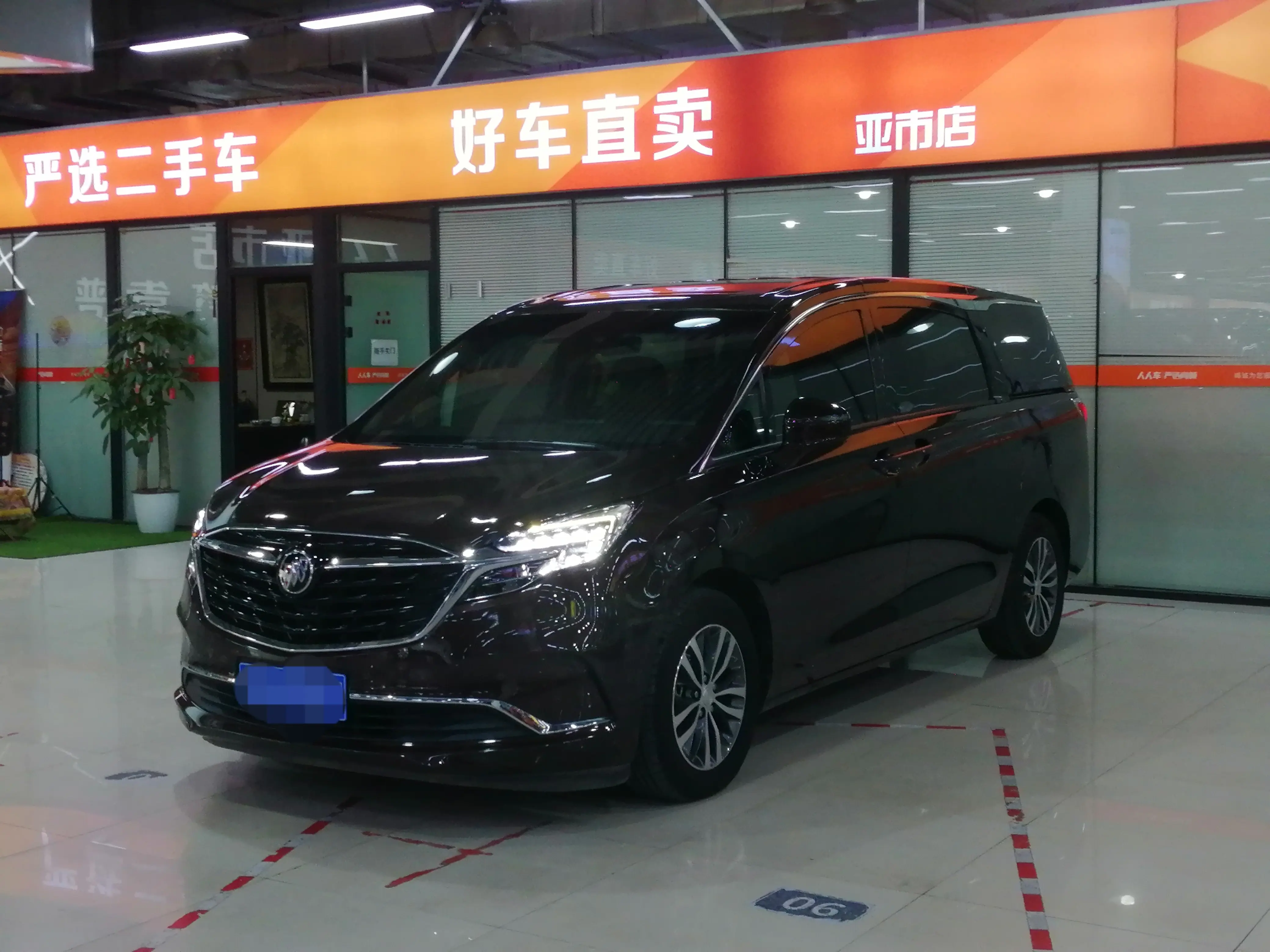 Buick GL8