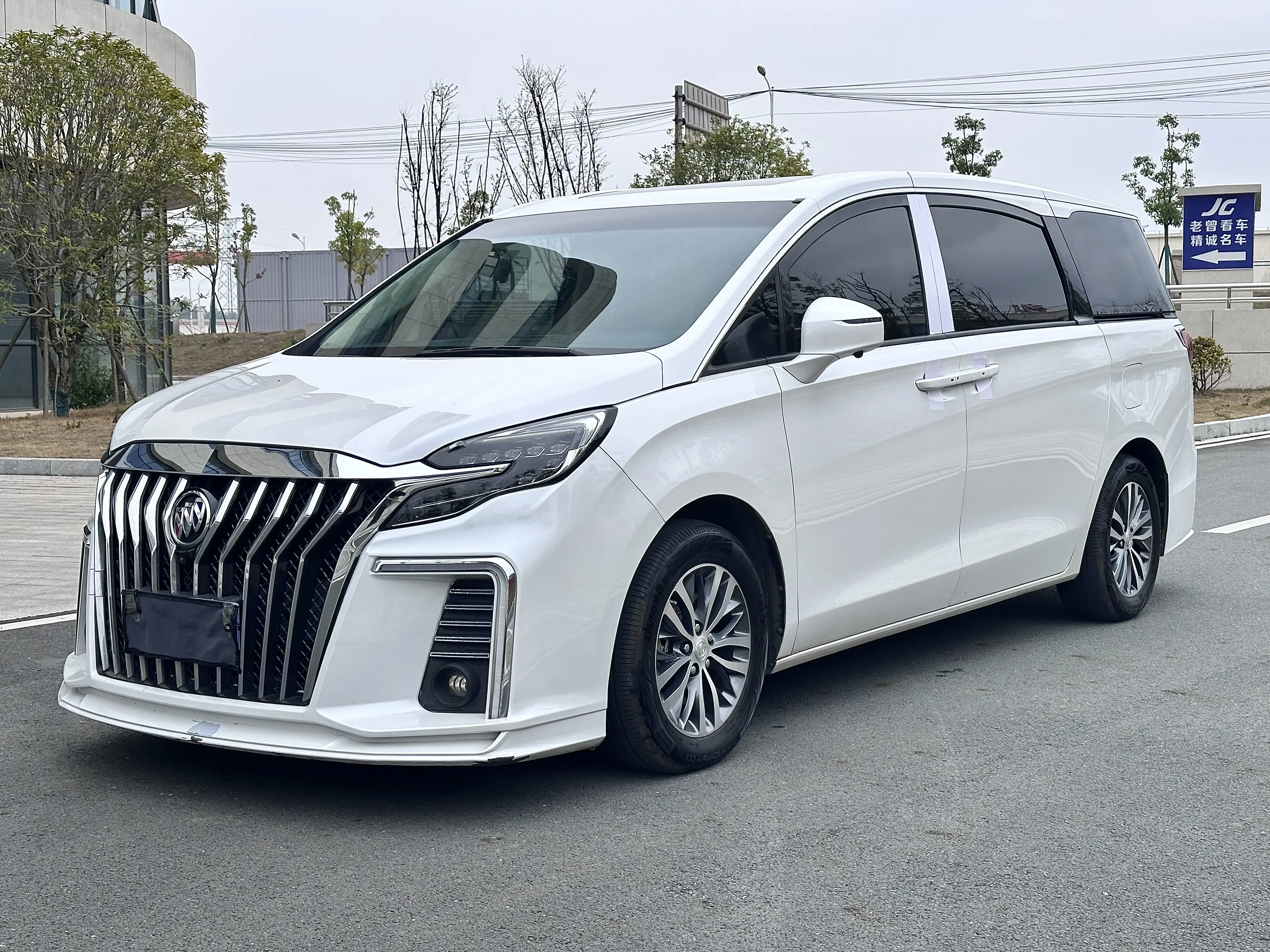 Buick GL8
