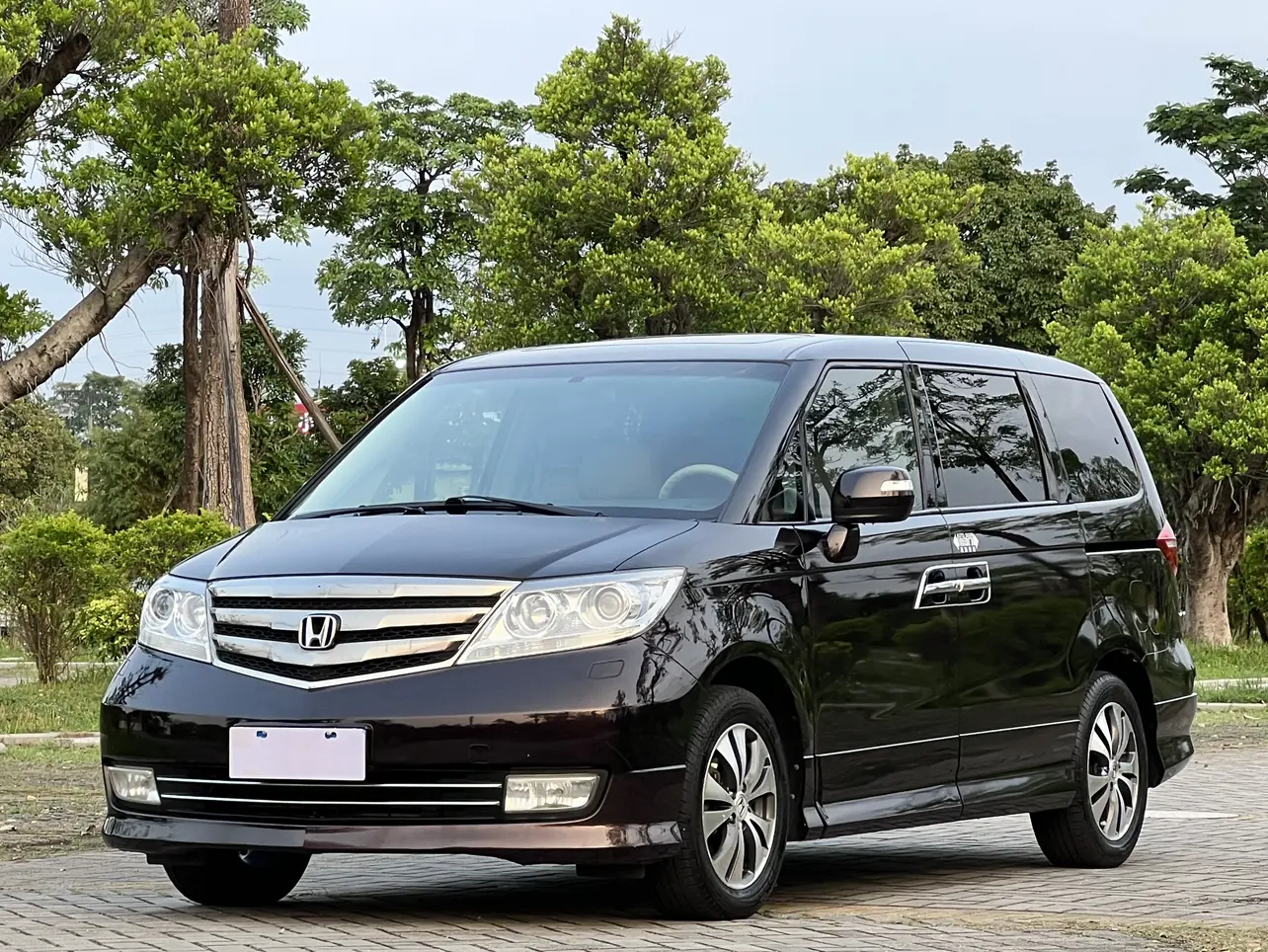 Honda Elysion