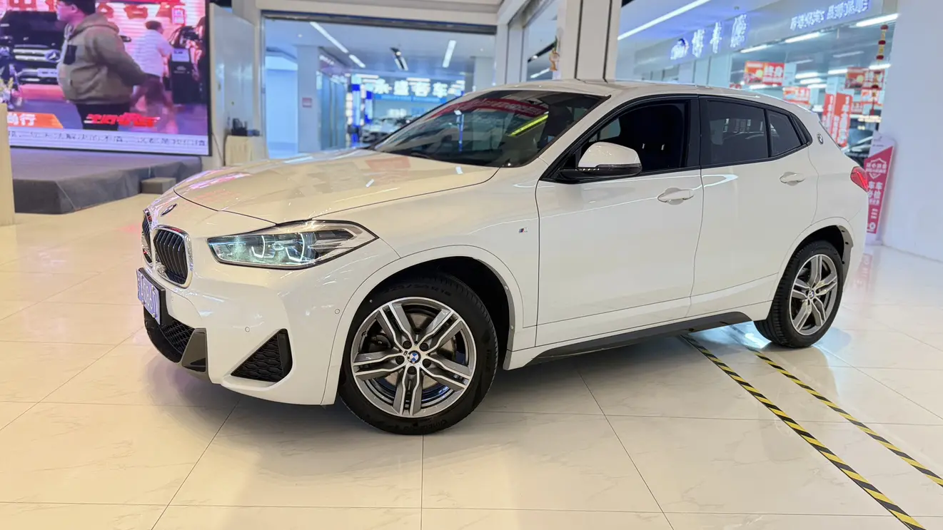 BMW X2