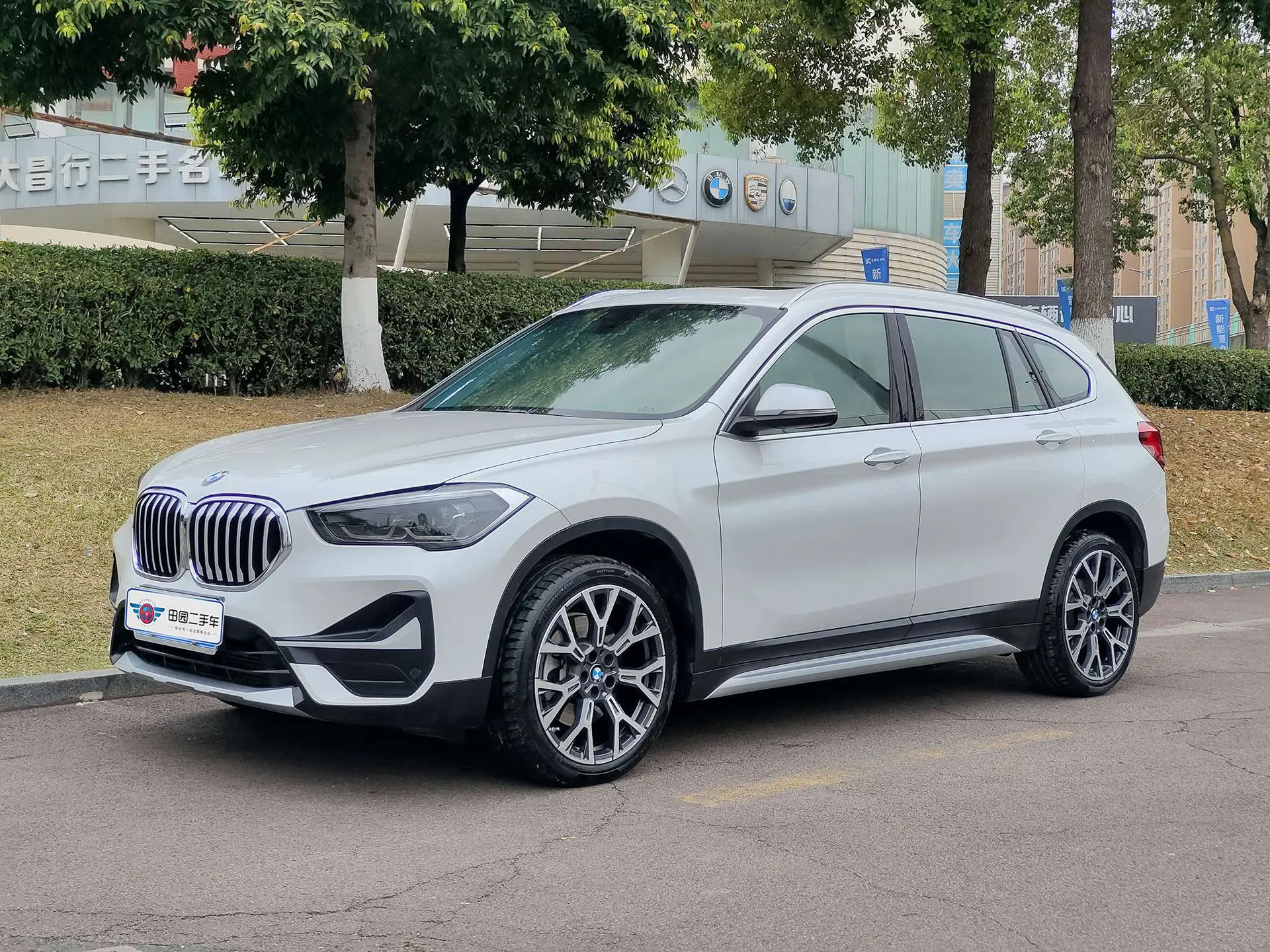 BMW X1