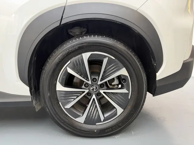 Lexus RZ