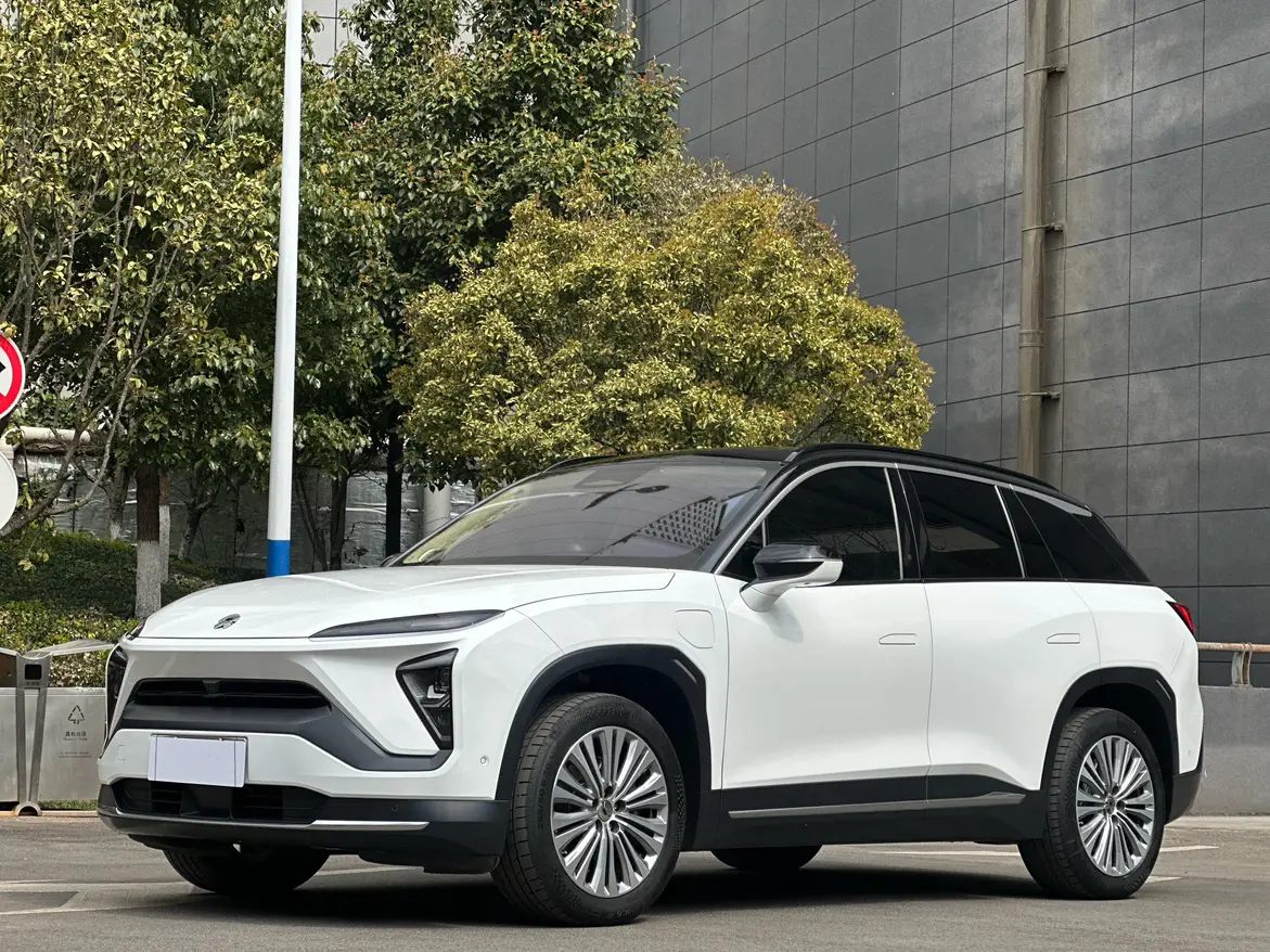 NIO ES6