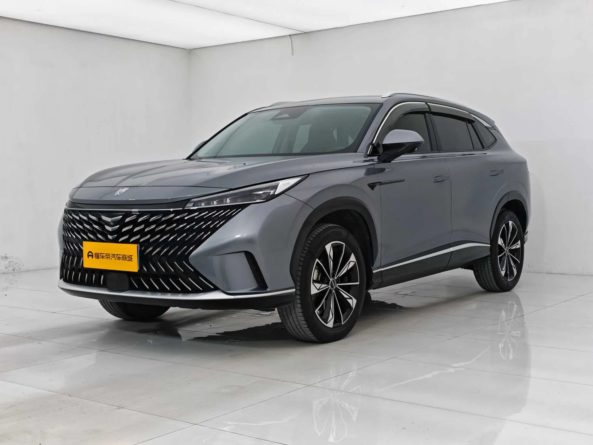 Roewe RX5