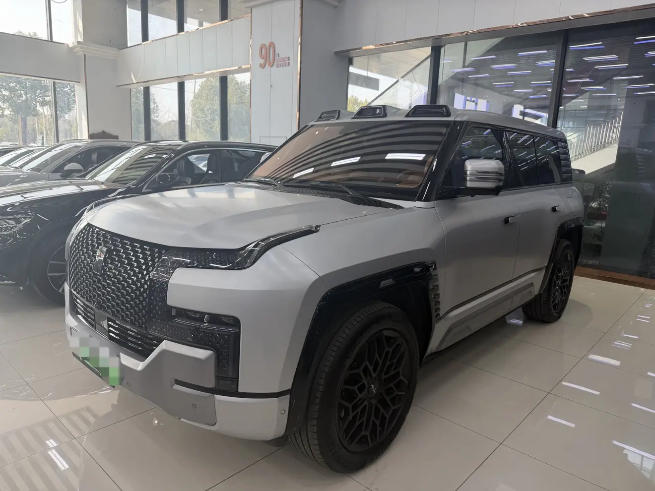 BYD Yangwang U8