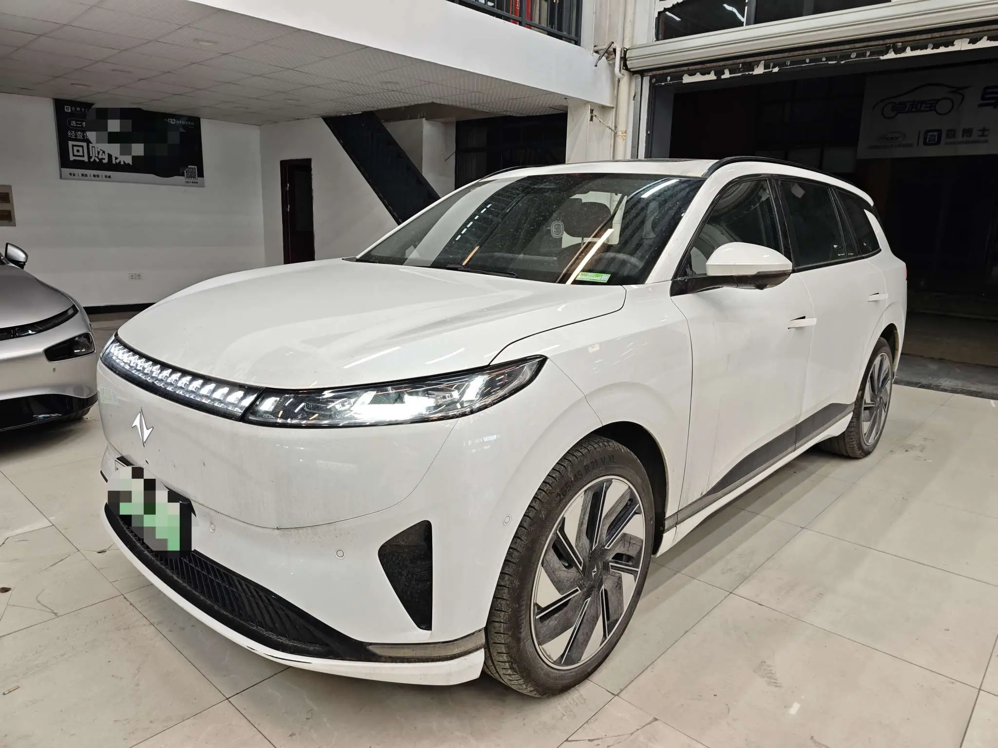 Dongfeng Eπ008