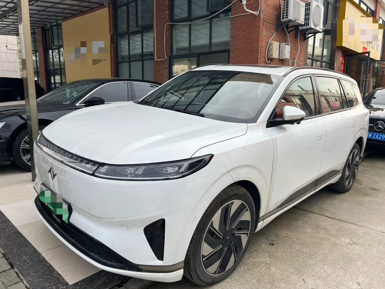 Dongfeng Eπ008