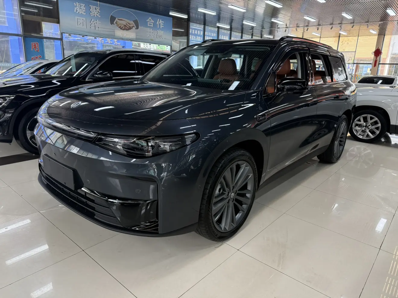 Leapmotor C16