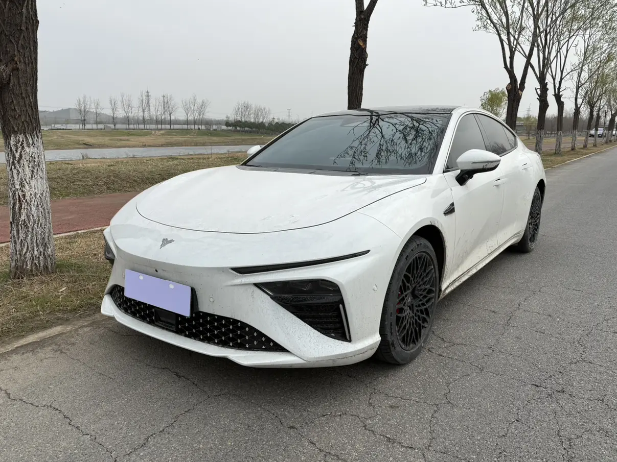 NETA Nezha S