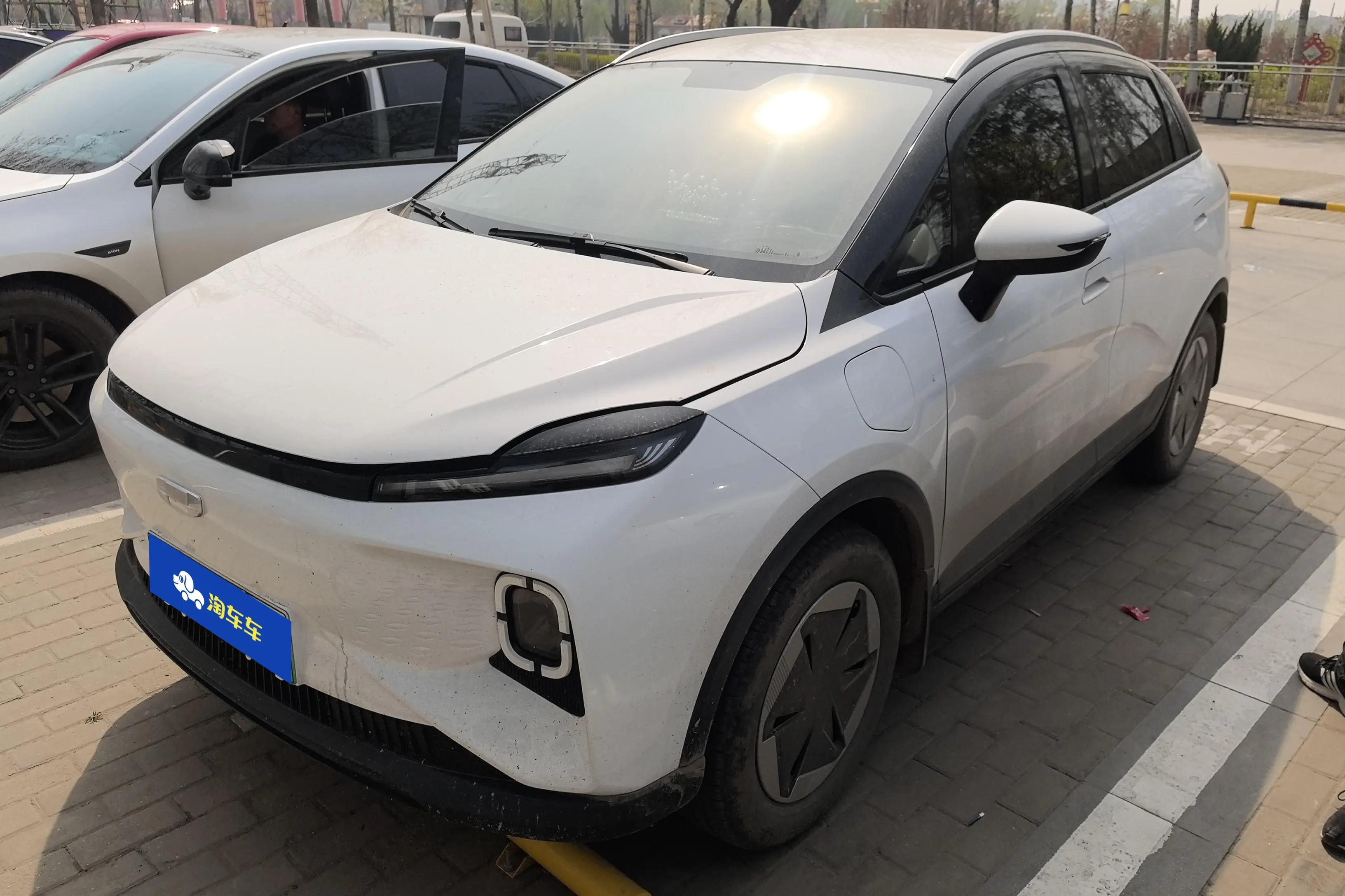 Geely Geometry E Firefly
