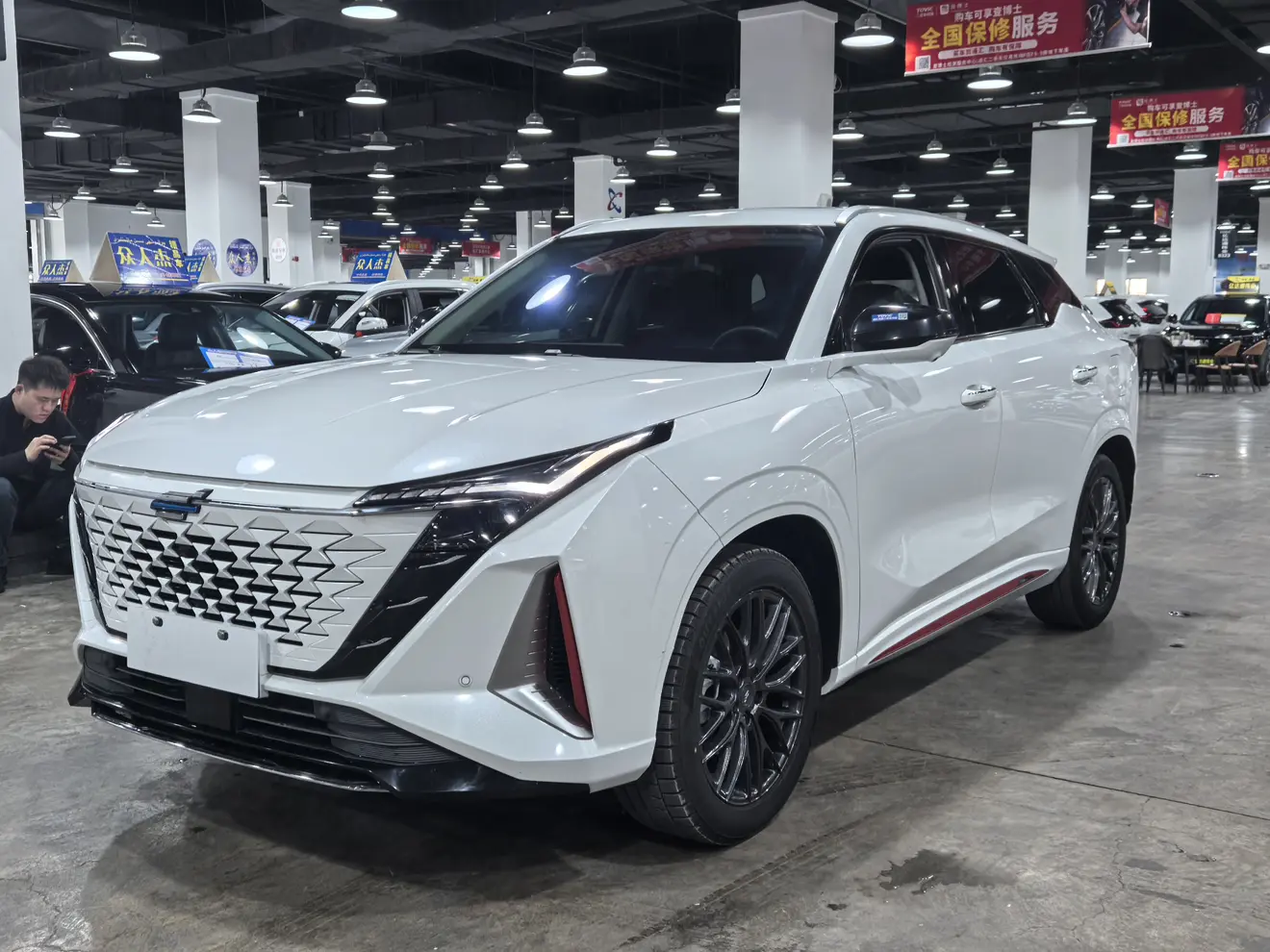 Oshan Changan Auchan Z6