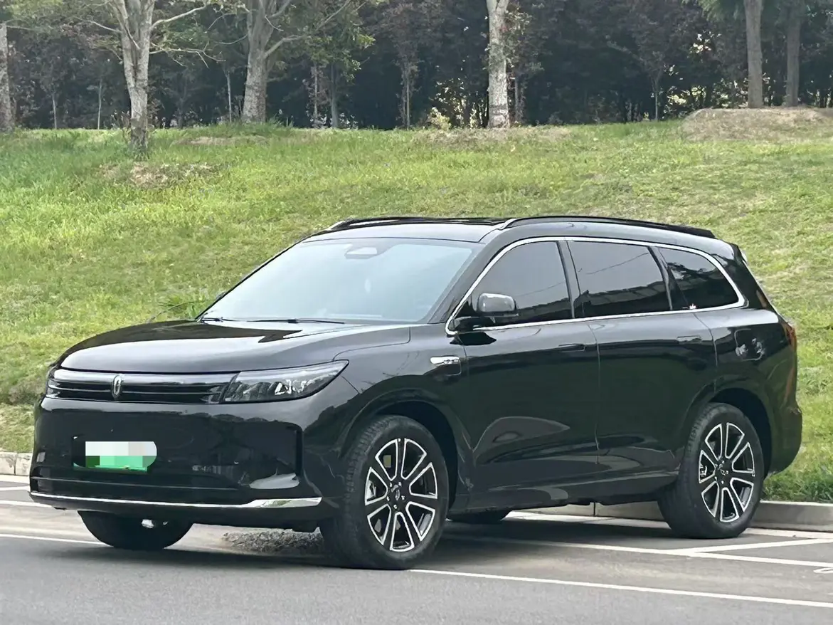 AITO M7
