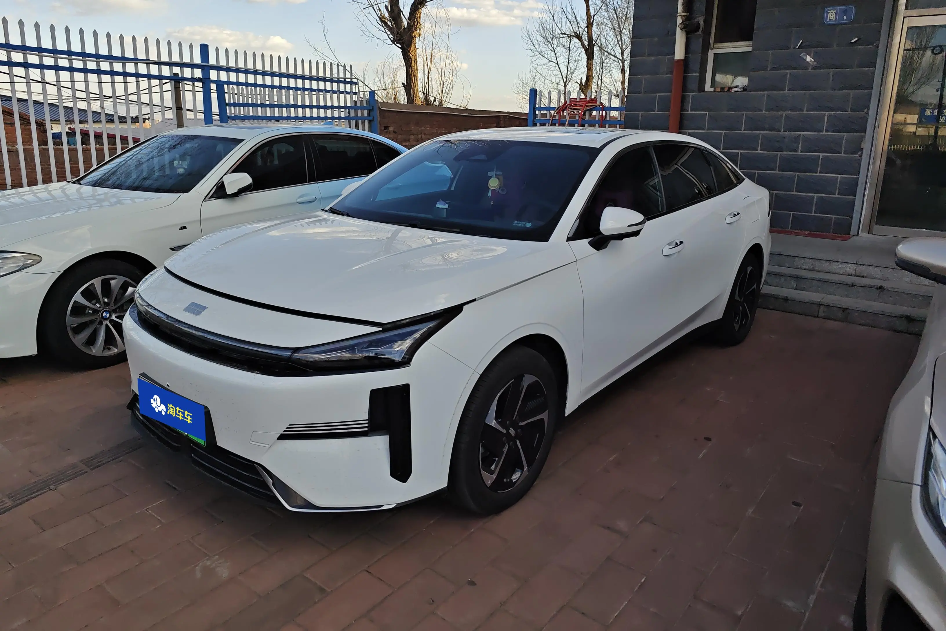 Geely Galaxy L6