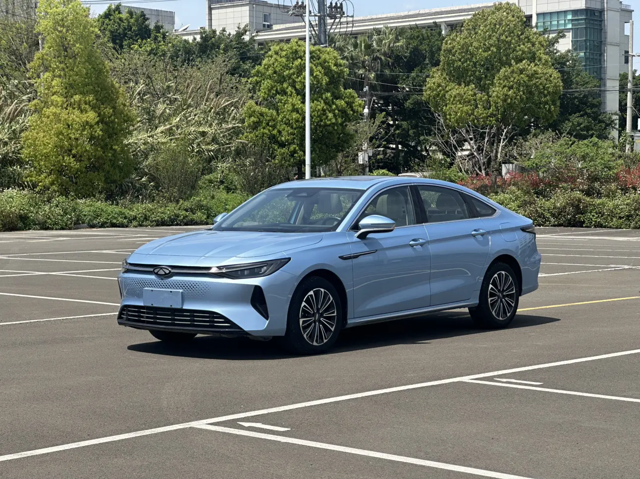 Chery Fengyun A8