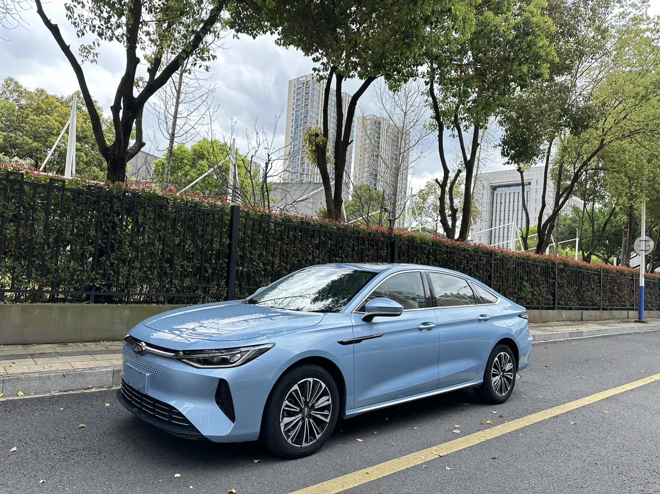 Chery Fengyun A8