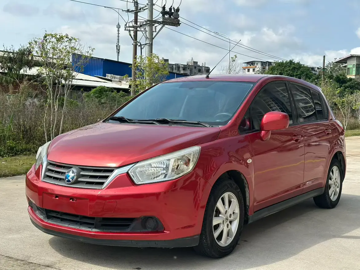 Kai Chen Venucia R50