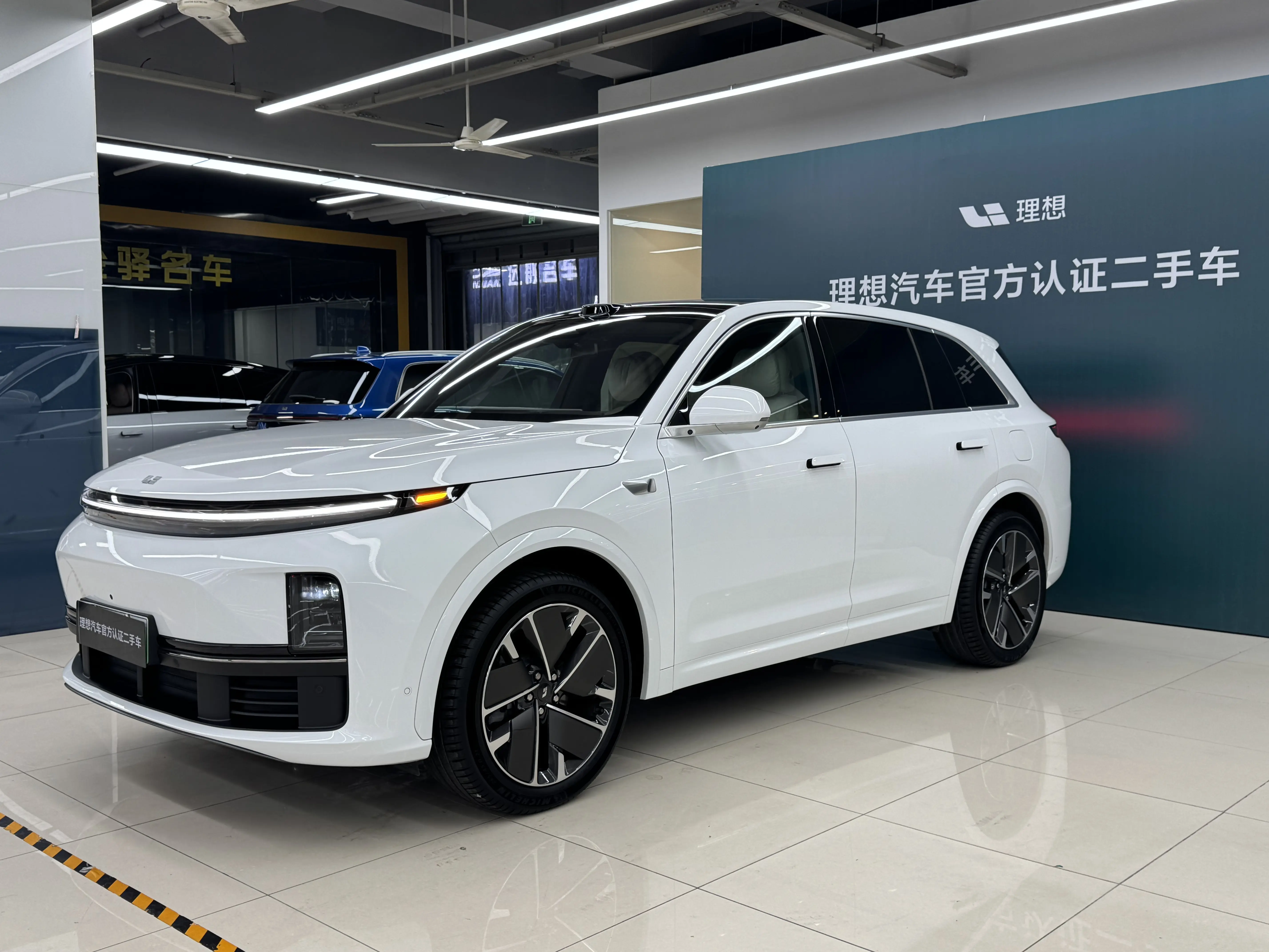 Lixiang L7