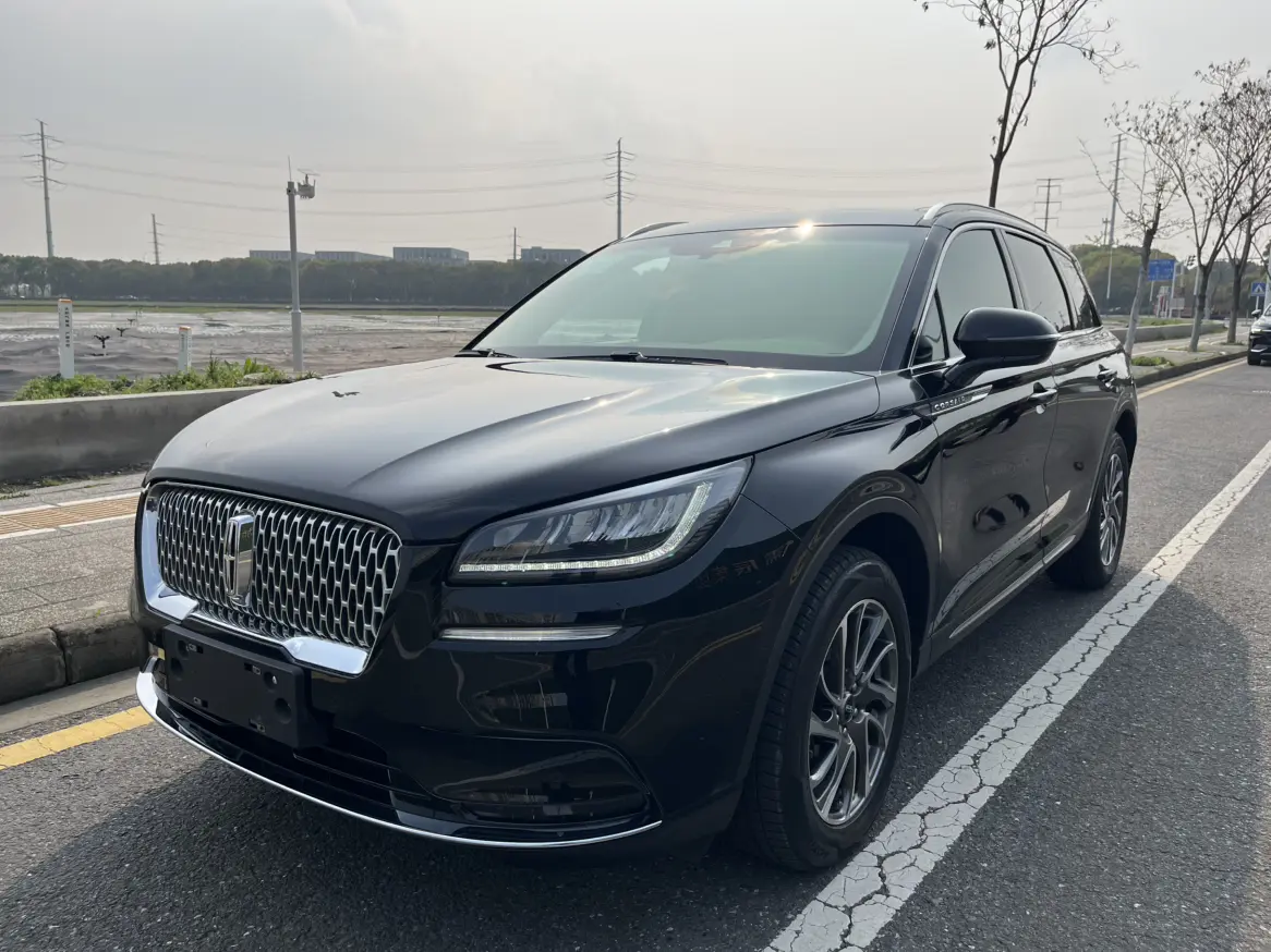 Lincoln Adventurer
