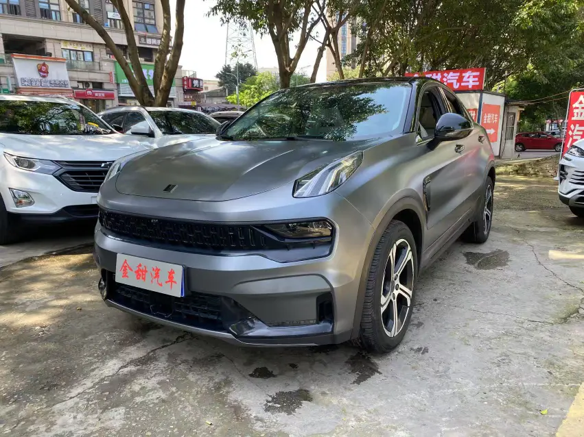 Lynk & Co 05