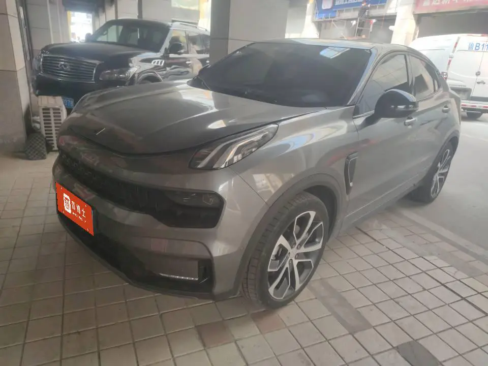 Lynk & Co 05