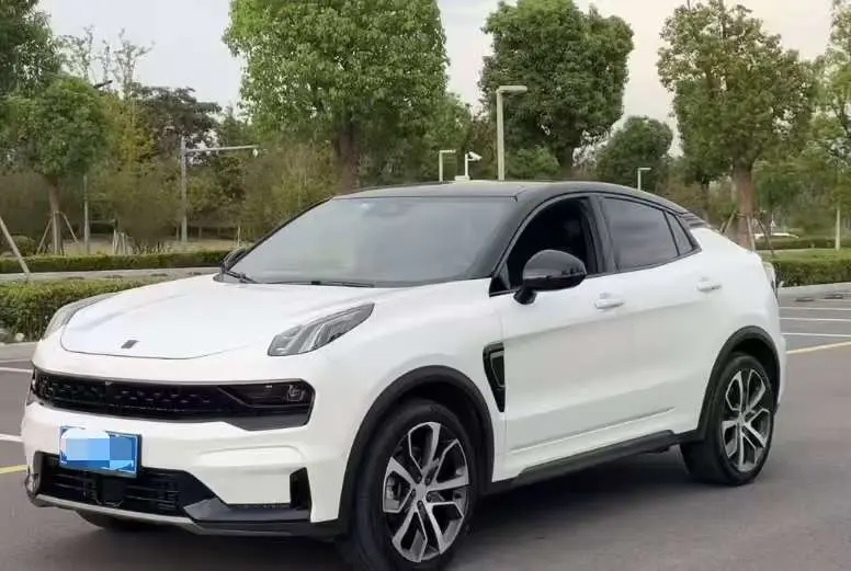 Lynk & Co 05