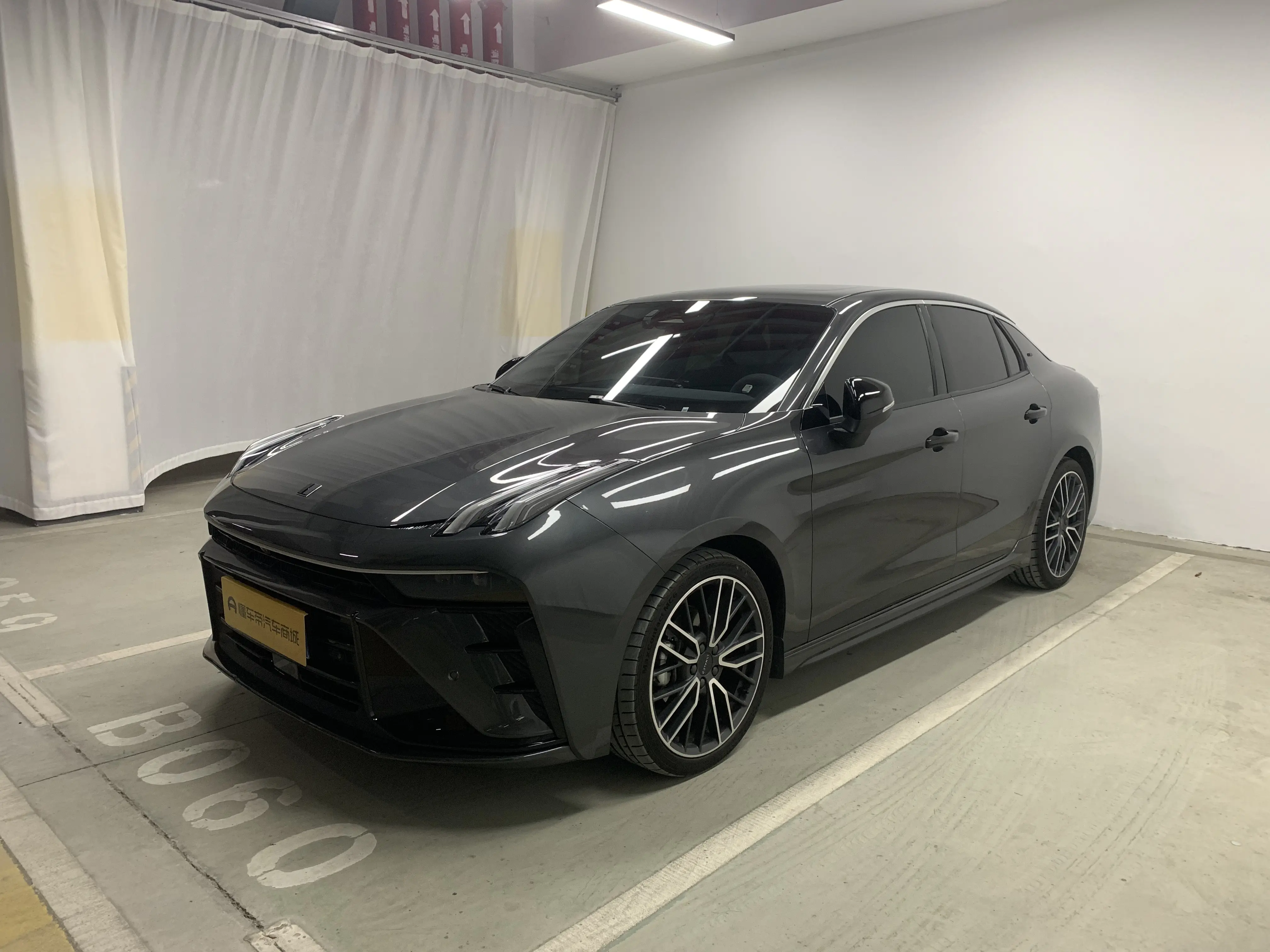 Lynk & Co 03